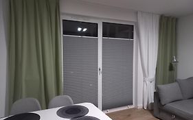Na Grobli Riverside Apartment & Free Garage By Noclegi Renters